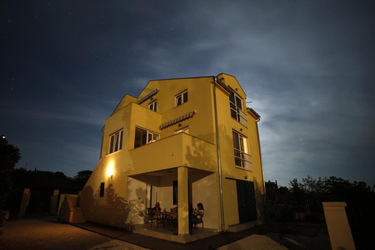 Apartamento Apartman Kovacic Drage Exterior foto