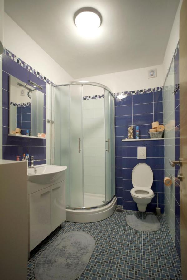 Apartamento Apartman Kovacic Drage Exterior foto